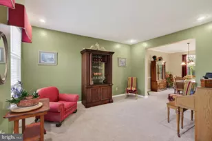 200 Devon Ln, Schwenksville, PA 19473 - Photo 9