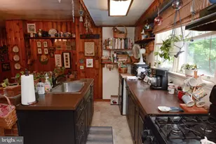 419 Continental Rd, Hatboro, PA 19040 - Photo 25