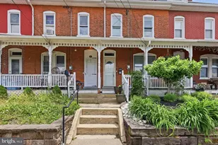 42 W Hamlin Ave, Telford, PA 18969 - Photo 1