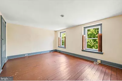 209 E 10th Avenue, Conshohocken, PA 19428 - Photo 37