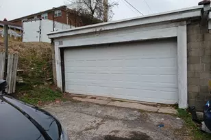 819 W Elm St, Norristown, PA 19401 - Photo 15