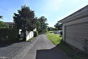 64 Diamond St, Souderton, PA 18964 - Photo 39