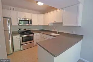 141 Azalea Cir, Royersford, PA 19468 - Photo 7