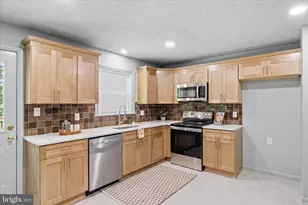 140 Woodland Dr, Lansdale, PA 19446 - Photo 17