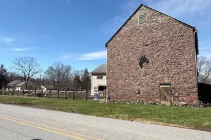 969 N Grange Ave N, Collegeville, PA 19426 - Photo 5