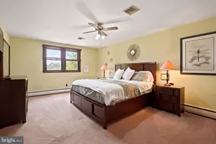 1325 Deflavis Cir, Blue Bell, PA 19422 - Photo 7