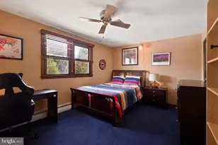 1325 Deflavis Cir, Blue Bell, PA 19422 - Photo 9