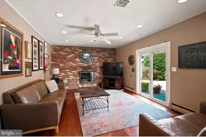 1325 Deflavis Circle, Blue Bell, PA 19422 - Photo 5
