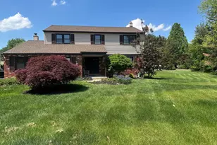 1325 Deflavis Cir, Blue Bell, PA 19422 - Photo 1