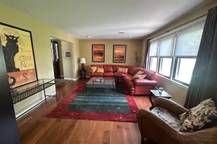 1325 Deflavis Cir, Blue Bell, PA 19422 - Photo 3