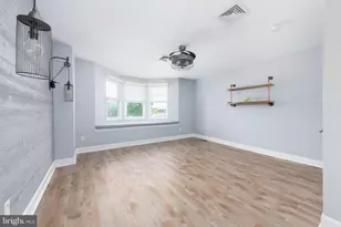 326 E 11th Ave, Conshohocken, PA 19428 - Photo 13