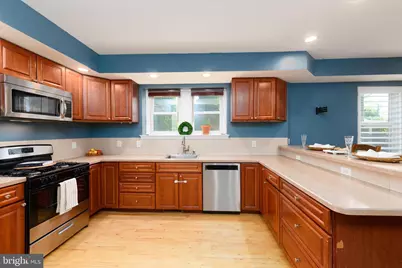 326 E 11th Avenue, Conshohocken, PA 19428 - Photo 9