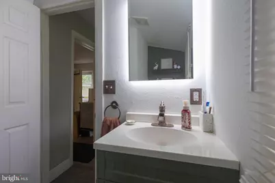 957 W 6th Street, Lansdale, PA 19446 - Photo 15