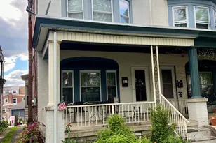 371 N Charlotte St, Pottstown, PA 19464 - Photo 1