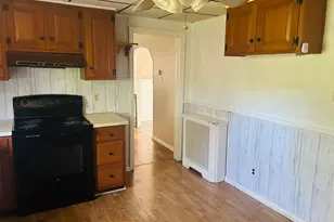 443 Manatawny St, Pottstown, PA 19464 - Photo 3