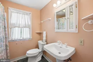 1064 Allentown Rd, Lansdale, PA 19446 - Photo 25