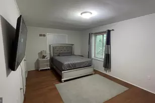 152 Pinecrest Ln, King of Prussia, PA 19406 - Photo 5