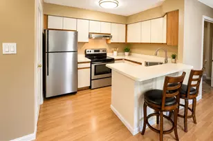 1103 Foxmeadow Dr, Royersford, PA 19468 - Photo 5