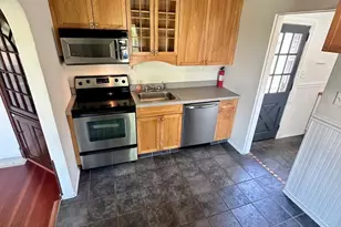 203 Summit Ave, Conshohocken, PA 19428 - Photo 9