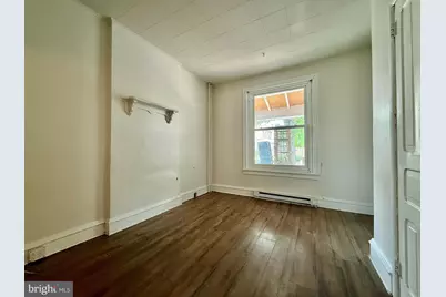 38 W 5th Street, Pottstown, PA 19464 - Photo 11
