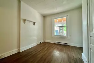 38 W 5th St, Pottstown, PA 19464 - Photo 11