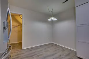 1302 Foxmeadow Cir, Royersford, PA 19468 - Photo 9
