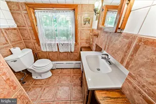 4 E Lodges Ln, Bala Cynwyd, PA 19004 - Photo 37