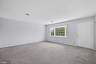 3207 Sharon Ln, Norristown, PA 19403 - Photo 17