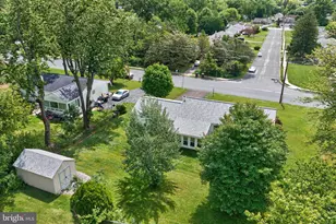 3207 Sharon Ln, Norristown, PA 19403 - Photo 9