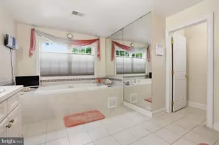 2780 Honeysuckle Ln, Huntingdon Valley, PA 19006 - Photo 35