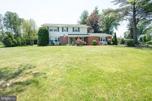 911 Thornton Rd, Horsham, PA 19044 - Photo 1