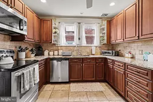 1720 Locust St, Norristown, PA 19401 - Photo 13