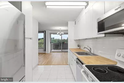1001 City Avenue #EC801, Wynnewood, PA 19096 - Photo 7