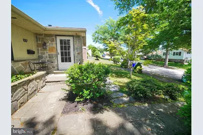 1017 Sycamore Drive, Pottstown, PA 19464 - Photo 3