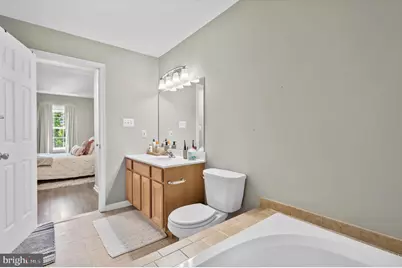 303 W 1st Avenue, Conshohocken, PA 19428 - Photo 17