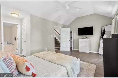 303 W 1st Avenue, Conshohocken, PA 19428 - Photo 15