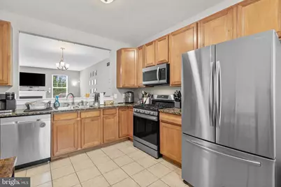 303 W 1st Avenue, Conshohocken, PA 19428 - Photo 11