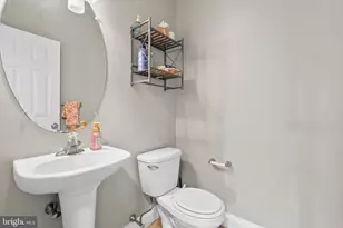 303 W 1st Ave, Conshohocken, PA 19428 - Photo 15