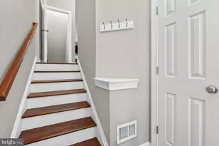 303 W 1st Ave, Conshohocken, PA 19428 - Photo 17