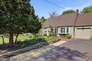 632 S Towamencin Ave, Lansdale, PA 19446 - Photo 3