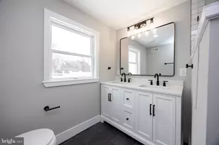 181 W 7th Ave, Trappe, PA 19426 - Photo 21