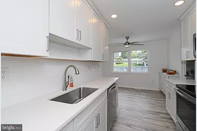 3115 Greenhill Lane, Norristown, PA 19401 - Photo 11