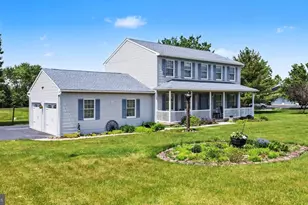 25 William Penn Dr, Schwenksville, PA 19473 - Photo 3