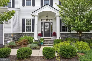 208 Manor Rd, Lafayette Hill, PA 19444 - Photo 3