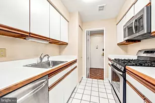1655 Oakwood Dr, Penn Valley, PA 19072 - Photo 25
