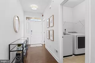 210 Ella Ln, Conshohocken, PA 19428 - Photo 3