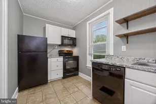 24 E 5th St, Pottstown, PA 19464 - Photo 11