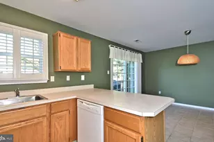 1303 Kenwood Dr, North Wales, PA 19454 - Photo 7