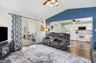 793 Hunter Dr, Pennsburg, PA 18073 - Photo 13