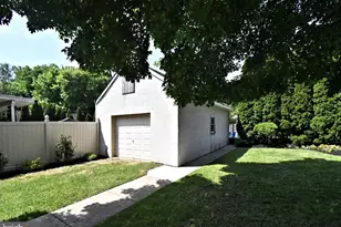 210 S Chestnut St, Ambler, PA 19002 - Photo 39